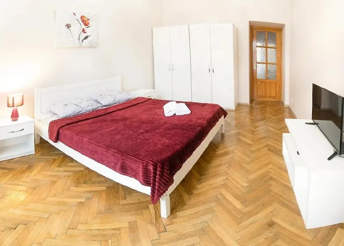 Vidfort лесі українки アパート *